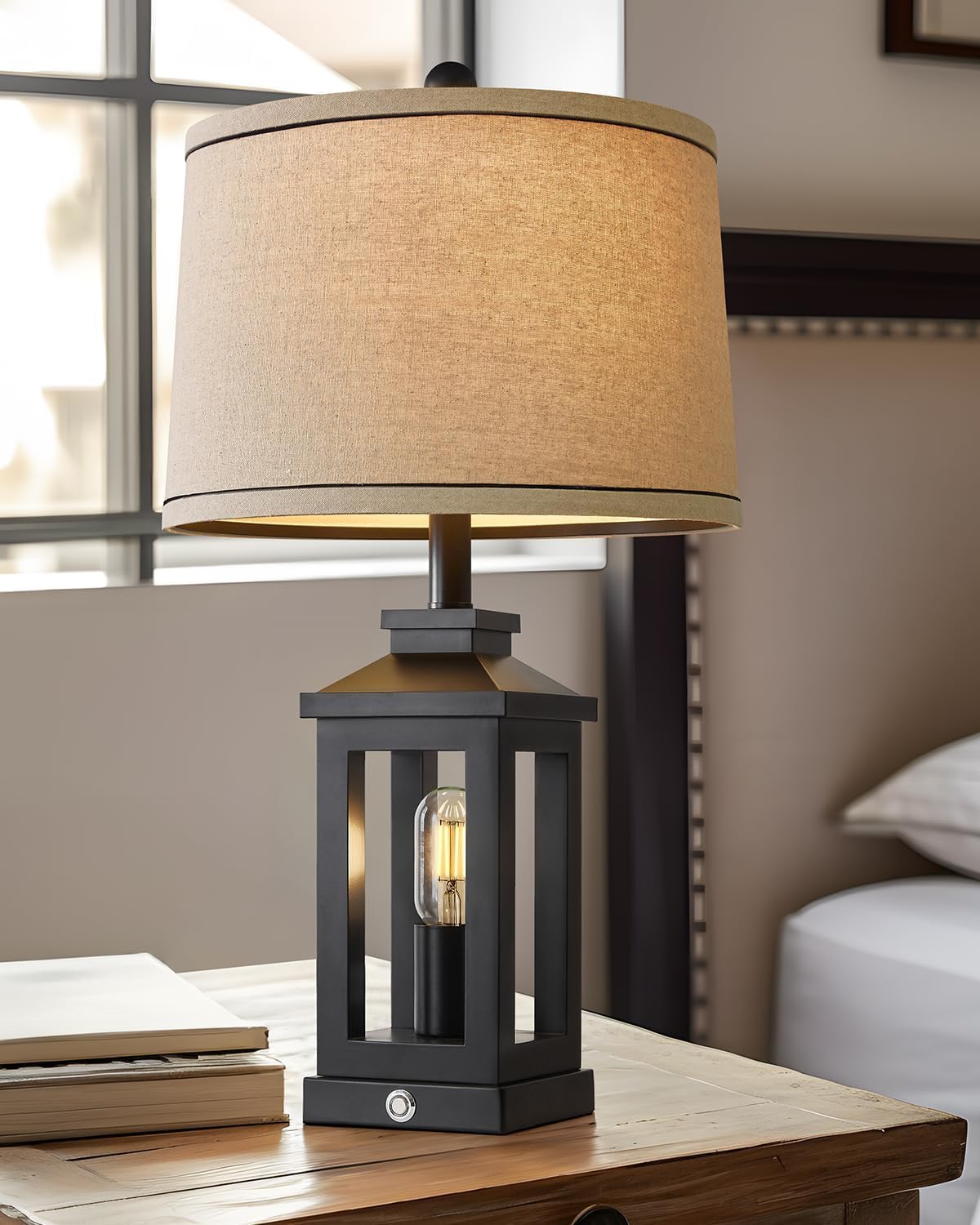 Retro Farmhouse Table Lamp